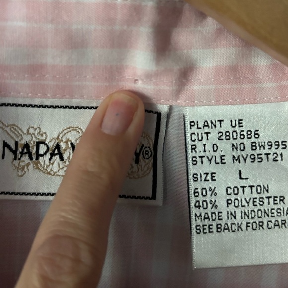 Napa Valley | Gingham | Button-Up | Embroidered | Garden Theme | Embellished | L - Picture 7 of 11